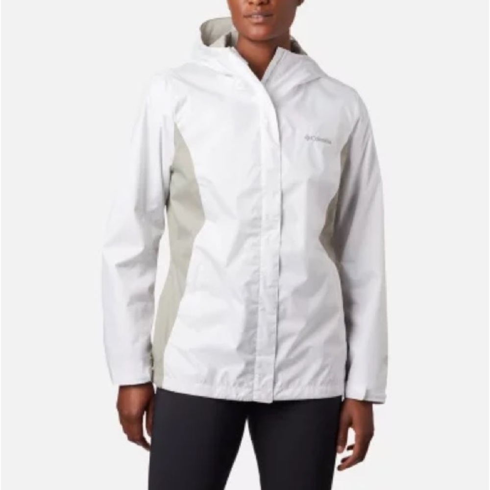 Women’s Columbia Jacket. Granddaughter wore this jacket one time. Like new!